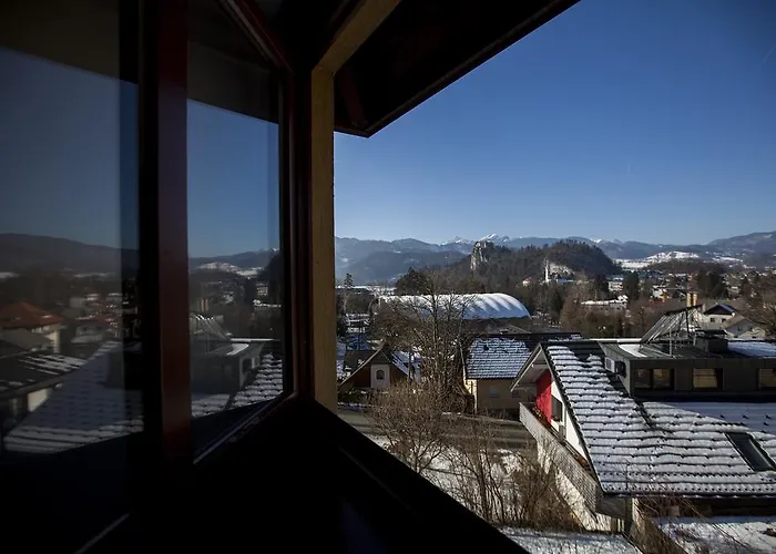 Διαμέρισμα Center *